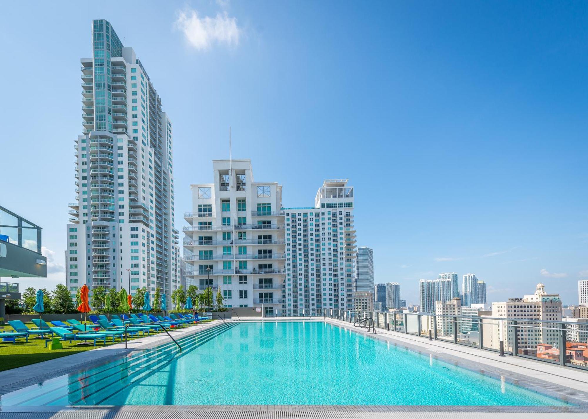 Aparthotel Sentral Alea Miami Exterior foto
